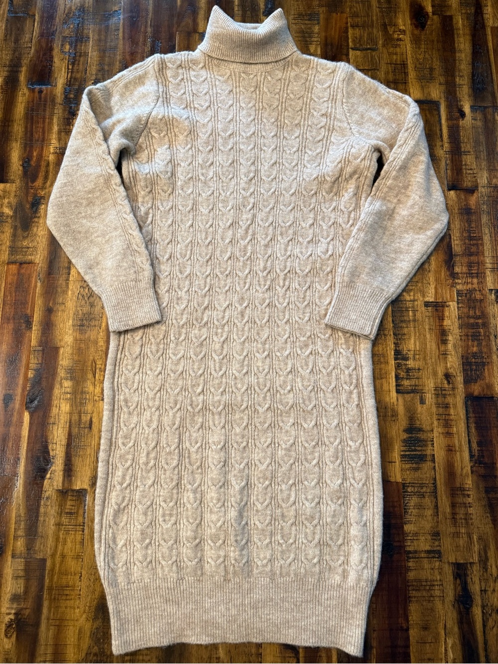 🌵Women's Cable knit turtleneck thick long sleeve mini dress. Small. Cream/Tan